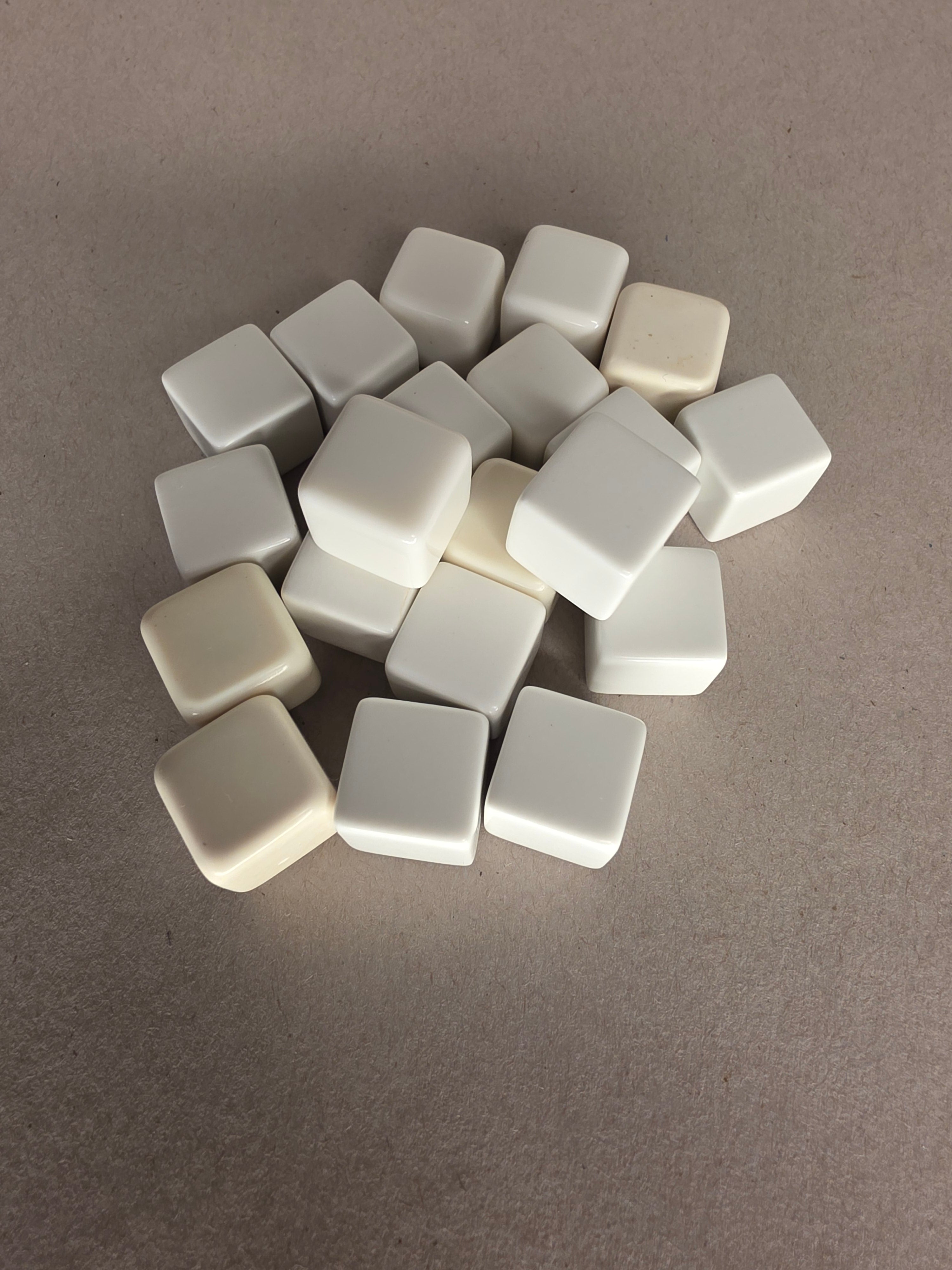 DIY Blank 6-Sided Dice – With Customizable Sticker Labels - White